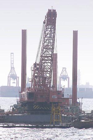 サカモトテックスはタイヤ破砕機専門業者