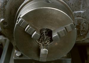 食品を製造する工場などでステンレス容器を使うなら